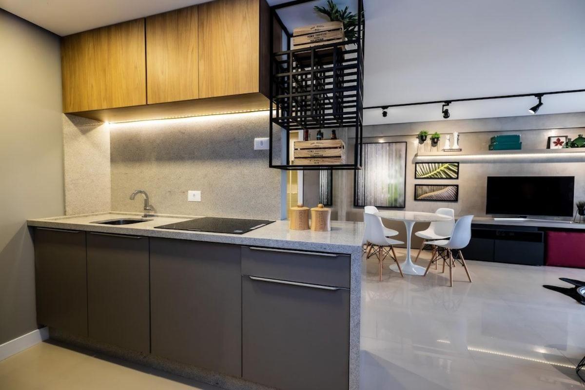 Appartamento Maravilhoso Apt Novo Super Bem Decorado No Centro Foz do Iguaçu Esterno foto